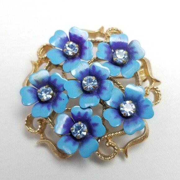 Vintage Avon Blue Flower Rhinestone Pendant / Brooch, Forget Me Not, Signed - Picture 1 of 7